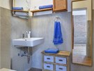 Koupelnu vybavenou sanitární keramikou Laufen jet ekají dílí úpravy.