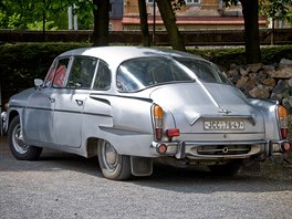 Tatra 603