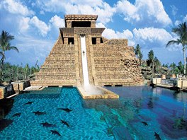 Luxusní resort Atlantis na Paradise Island na Bahamách nabízí jeden z...