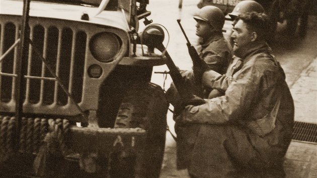 Snímek Slávy Vaneše z osvobození Plzně americkou armádou.
