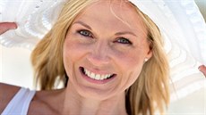 Chránit vlasy proti UV záení je dleité: a u kloboukem, nebo speciálním...