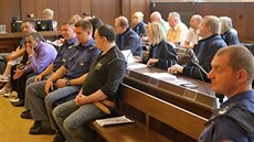Skupina ob�alovaná z kuplí�ství na E55.