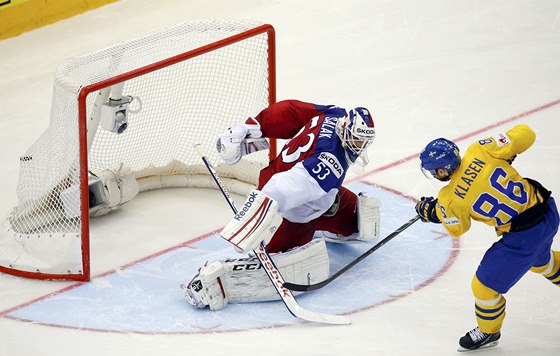 POVEDENÉ ZAKON�ENÍ, Perfektn� provedeným nájezdem se blýskl �védský úto�ník