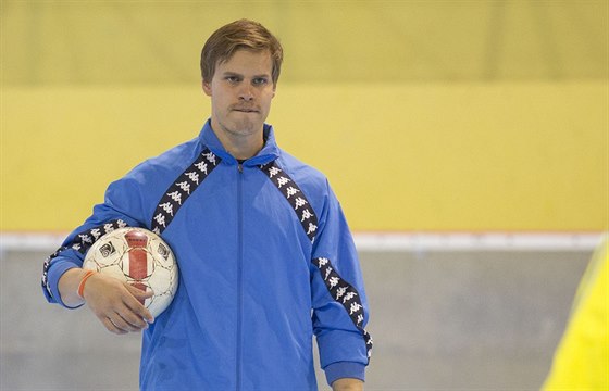 Roman Vlach na prvním tréninku hokejist Zlína.