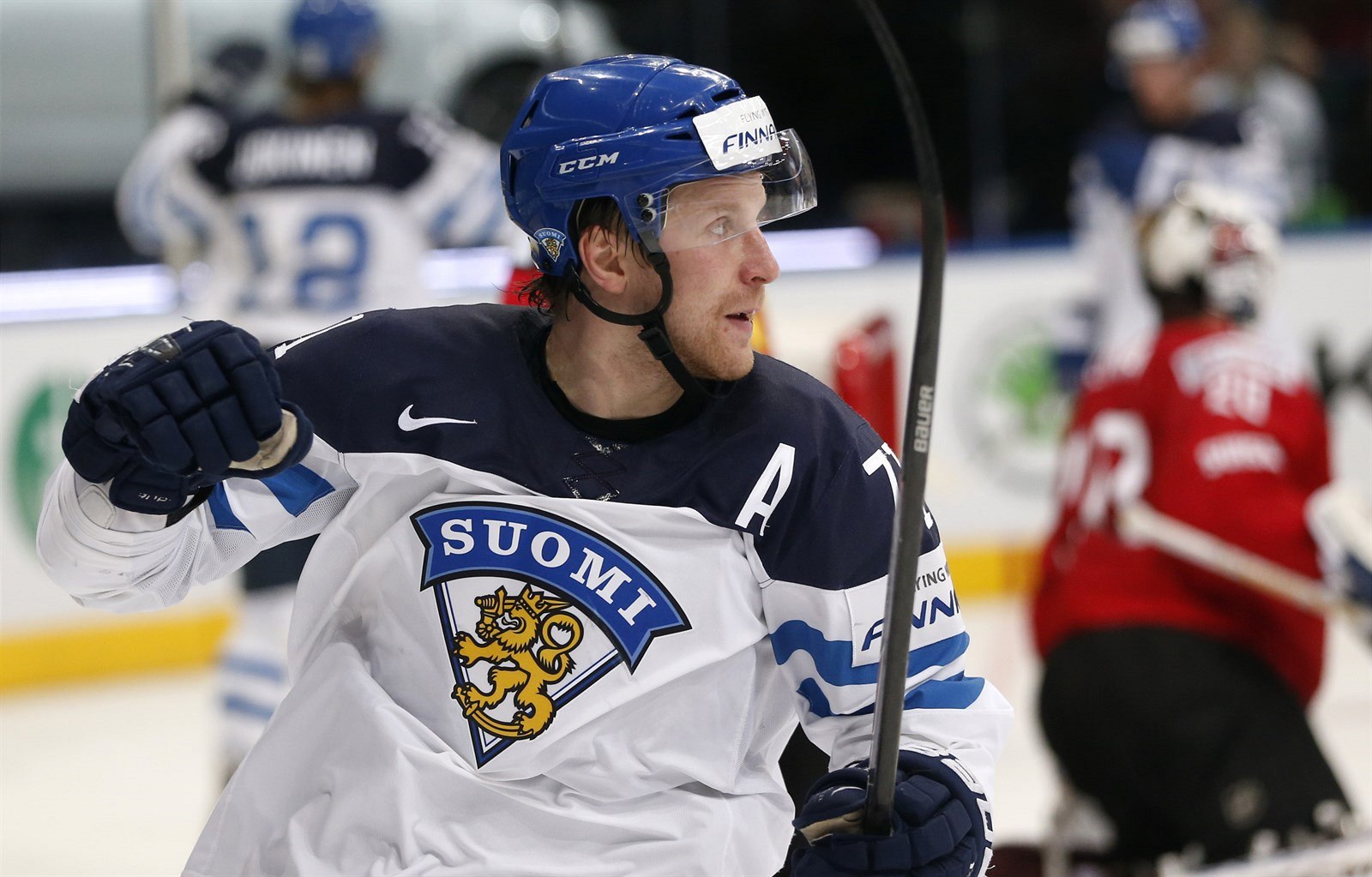 Leo Komarov