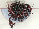 OK. Hokejisté Lotyska slaví na MS neekanou výhru nad USA.