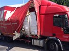 Nehoda dvou nákladních aut zablokovala zhruba na hodinu dálnici D5 ve smru na...