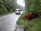 Nehoda Peugeotu 306 mezi Vacenovicemi a Vracovem. Škoda činí 30 tisíc korun.