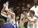 Basketbalisté Realu Madrid slaví vítzství v semifinále Euroligy nad Barcelonou.