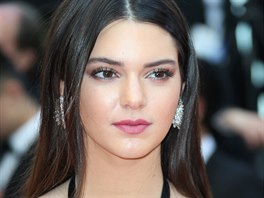 Kendall Jennerová na premiée filmu Grace, knna monacká (Cannes, 14. kvtna...