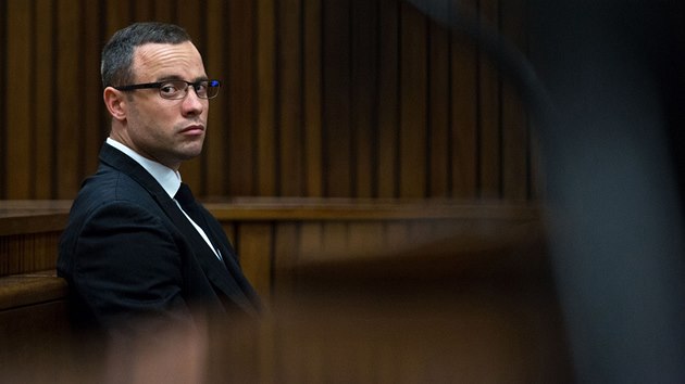 Oscar Pistorius bhem ternho soudnho pelen (13. kvtna)