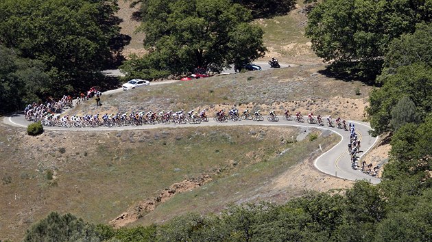Cyklist bhem nejt잚 etapy zvodu Kolem Kalifornie. 