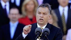 Maarský premiér Viktor Orbán bhem svého inauguraního projevu v Budapeti...