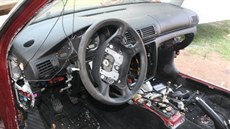 Dva mu�i na území St�edo�eského a Ústeckého kraje ukradli tém�� t�i desítky...