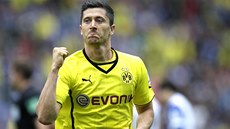 STELEC. Robert Lewandowski z Dortmundu oslavuje svoji trefu.