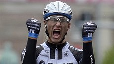 VÍTZ. Nmecký závodník Marcel Kittel se raduje po prjezdu cílem druhé etapy
