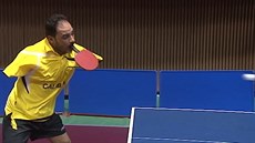 Bezruký hrá stolního tenisu Ibrahim Hamato