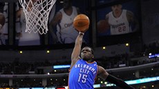 Reggie Jackson z Oklahoma City Thunder pi smei. 
