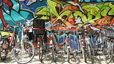 Bicykly ped Berlínskou zdí