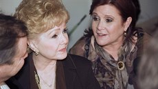 Debbie Reynoldsová a Carrie Fisherová (12. ervence 2010)