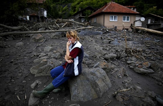 Následky povodní v bosenské vesnici Topi Polje (20. kvtna 2014)