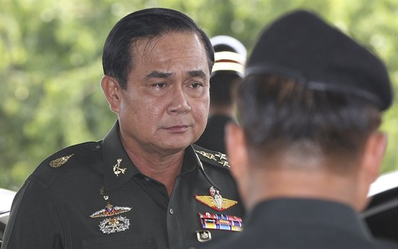 Generální velitel thajské armády Prajuth an-Oa.