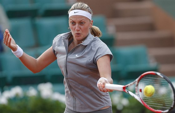 Petra Kvitova v duelu prvního kola Roland Garros proti Zarin Dijasové.