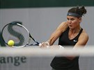 Lucie afáová se opírá do úderu v utkání 1. kola Roland Garros utkání proti...