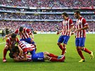 VEDEME! Fotbalisté Atlétika Madrid se radují z gólu, který ve finále Ligy