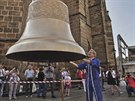 Zvona Petr Rudolf Manouek pivezl z Holandska tetí ze ty zvon pro...
