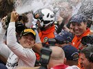 Nico Rosberg slaví triumf ve Velké cen Monaka.