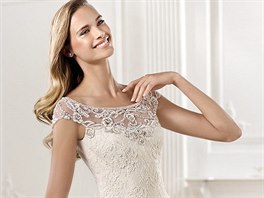 Svatebn aty z kolekce Atelier Pronovias 2014, model Yalena