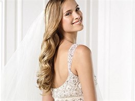 Svatebn aty z kolekce Atelier Pronovias 2014, model Yaneida