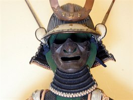Samurajsk zbroj v kabinetu kuriozit kynvartskho zmku.