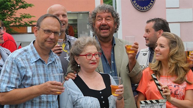 Filmový štáb pod vedením režiséra Zdeňka Trošky začal v Záboří na Českobudějovicku natáčet třetí pokračování komedie Babovřesky.