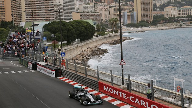 Nico Rosberg bhem trninku na Velkou cenu Monaka. 
