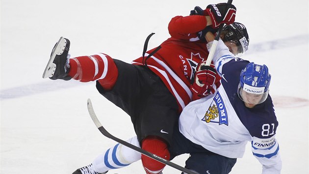 Do kku se pustili finsk hokejista Irio Pakarinen a Kanaan Mark Scheifele. 