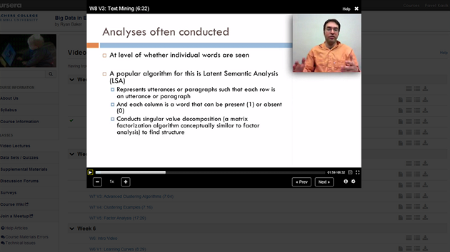 Pednky jsou asto doplnny prezentacemi i "mluvc hlavou". Nkter maj i titulky.