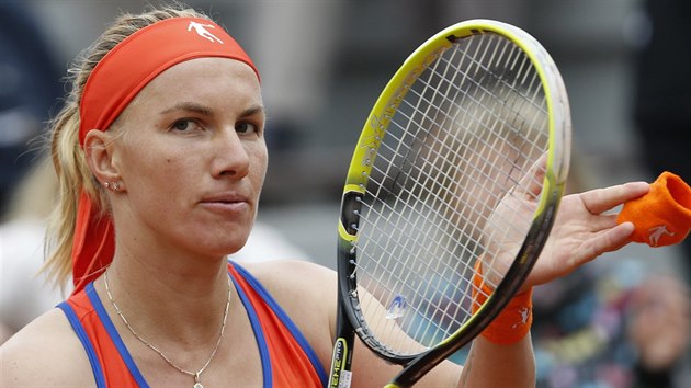 Ruská tenistka  Světlana Kuzněcovová v duelu s Gruzínkou Šapatovovou.