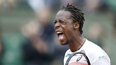 EMOCE VEN. Gael Monfils v utkání prvního kola Roland Garros.
