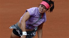 �ínská tenistla Li-na v nepovedeném duelu s Francouzkou Kristinou...