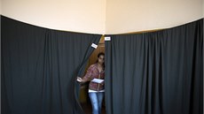 Volební místnost v bulharské Sofii (25. 5. 2014).