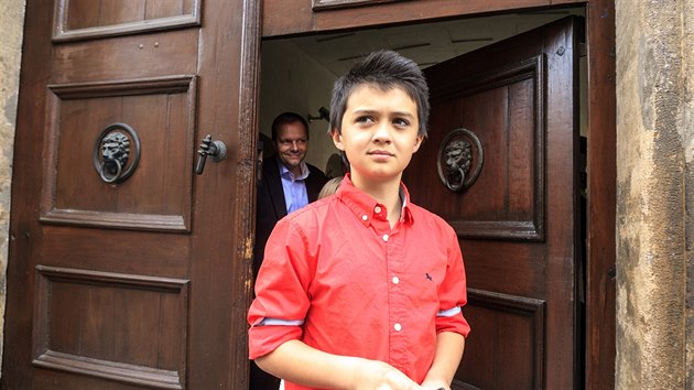 Jedenctilet Jakub Zeman se vtzstvm ve vtvarn souti stal na den ministrem kolstv. (30. kvtna 2014)