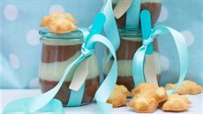 Dvoubarevná pomazánka, tedy domácí nutela (z knihy Láska prochází kuchyní)   