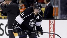 ZKLAMÁNÍ. Ane Kopitar po poráce Los Angeles Kings. 