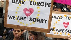 Studenti v Paíi protestovali proti vítzství krajn pravicové Národní fronty...