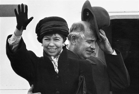 Michail Gorbaov a jeho manelka Raisa