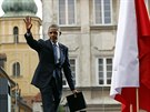 Obama se louí po projevu, který pronesl na Hradním námstí ve Varav (4....