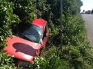 Při dopravní nehodě u Mochova vjel řidič tohoto automobilu do protisměru, sám...