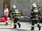 Cvičení hasičů a záchranářů u Náměště nad Oslavou simulovalo pád vrtulníku na...